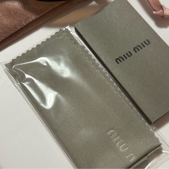 MIU MIU Regard Sunglasses NEW IN BOX